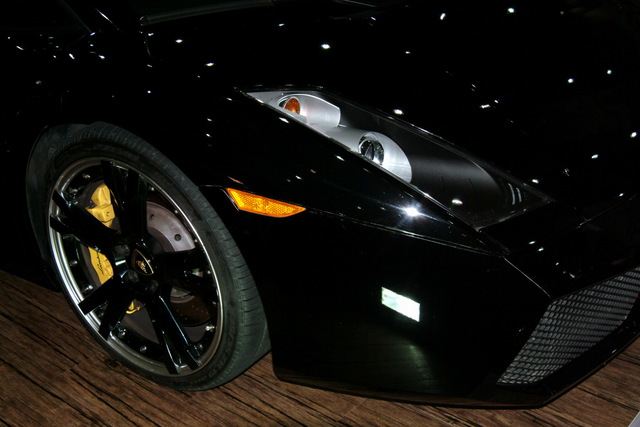 검은 색 람보르기니(Lamborghini) - 람보르기니; Lamborghini; 