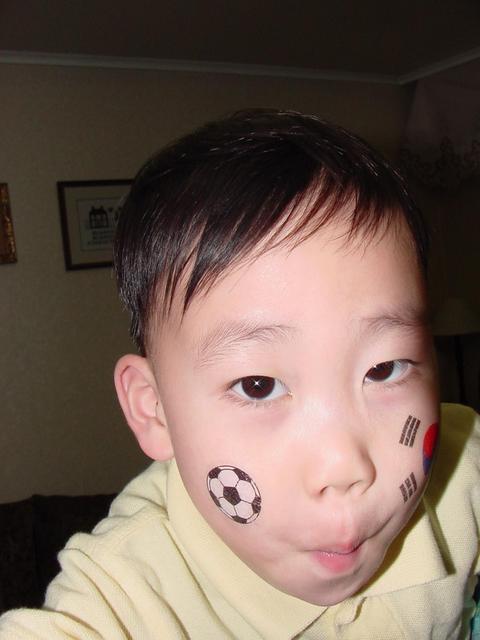 김창민
 - 얼굴그림; face painting; 