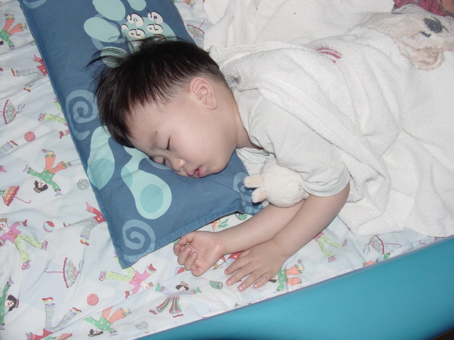 잠자는 침대의 왕자 김창민

