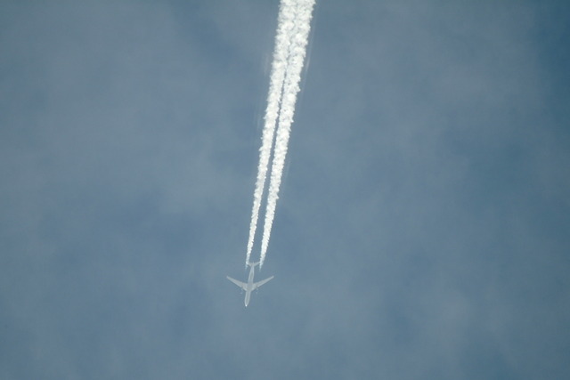 DSCF7000 - 구름; 비행기; 연기; 하늘; 풍경; 