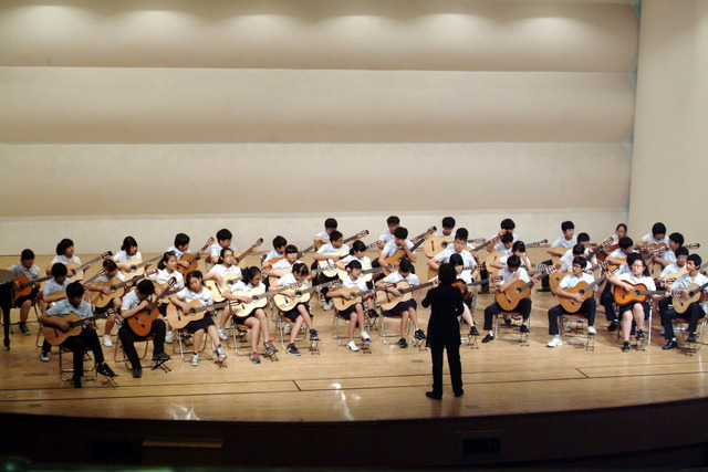 DSCF8037 - 학생음악경연대회; 2011; 기타연주; 